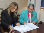 توقيع بروتوكول تعاون بين القومى للترجمة وكلية الآداب جامعة عين شمس