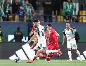 منتخب السعودية يتخطى طاجيكستان بصعوبة فى تصفيات كأس العالم.. فيديو