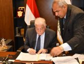 محافظ جنوب سيناء يصدق على 968 حالة تصالح على مخالفات البناء لأهالى رأس سدر