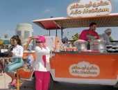 هشام أبو العلا يفتتح مطعم الكشرى الخاص به فى الحلقة 15 من بابا جه
