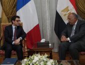 وزيرا خارجية مصر وفرنسا يؤكدان حتمية تحقيق وقف إطلاق النار فى غزة