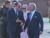 الرئيس السيسى يصل العاصمة الأردنية عمان والملك عبد الله يستقبله