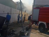 السيطرة على حريق بمصنع زيوت بالقنطرة شرق في الإسماعيلية.. صور