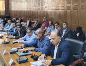 محافظ شمال سيناء يوجه بسرعة الانتهاء من مشروعات الخطة الاستثمارية العريش