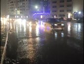 برق ورعد وأمطار غزيرة تضرب الإسكندرية فى آخر ليالى رمضان.. فيديو وصور