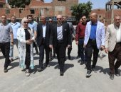 محافظ بني سويف يتفقد أعمال مشروع كوبرى أشمنت الجديد وتطوير مدخل مدينة ناصر