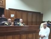 استولوا على عشرات الملايين.. محاكمة المتهمين بقضية رشوة مياه أسوان.. فيديو