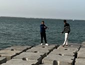 صور تذكارية وصيد سمك.. بداية الأجواء الصيفية على كورنيش الإسكندرية.. فيديو