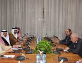 أبو الغيط يستقبل رئيس البرلمان البحرينى.. ويؤكد: قمة المنامة تعقد بتوقيت دقيق