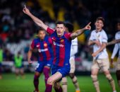 ليفاندوفسكي يقود تشكيل برشلونة ضد ألميريا فى الدوري الإسباني