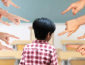 46 ولى أمر صينيا يطالبون بنقل طفل 7سنوات لمدرسة أخرى بسبب التنمر