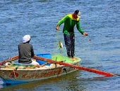 "الخير كتير والرزق على الله".. رحلة صيادى السمك فى نهر النيل