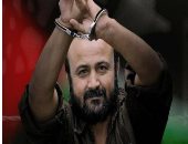 محتجز بزنزانة انفرادية.. محامى مروان البرغوثى يكشف انتهاكات تصل للتعذيب 