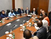 محافظ جنوب سيناء يلتقى عددا من رؤساء وأعضاء البعثات الدبلوماسية الأفريقية
