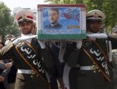 الآلاف يشيعون وزير خارجية إيران إلى مثواه الأخير 