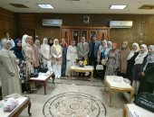محافظ شمال سيناء يكرم متدربات مشروع السجاد اليدوى
