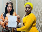 سالى عاطف تقدم برنامج "زووم أفريقيا" من نيجيريا بعد تكريمها بلقب سفيرة نوايا حسنة