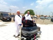 يا رايحين للنبى الغالى.. توافد حجاج بيت الله الحرام على مطار القاهرة