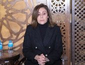انتهاء الصلاة على جثمان والدة وزيرة الثقافة وتشييع الجنازة لمقابر العائلة