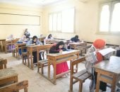 محافظ الغربية يتفقد لجان امتحانات الشهادة الثانوية الأزهرية بطنطا