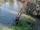 تكريك وتطهير الترع والمجارى المائية بمراكز محافظة كفر الشيخ