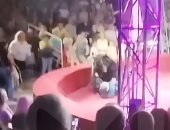 دبة تهاجم مدربها أثناء عرض في روسيا.. فيديو