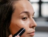 4 نصائح لتطبيق الكونتور بشكل محترف وإبراز ملامح الوجه أكثر