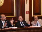 صحة الشيوخ تناقش إعادة النظر فى شروط منح تصريح مزاولة الطب لغير المصريين
