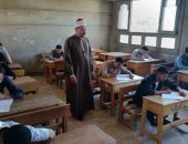 رئيس منطقة سوهاج الأزهرية يتفقد لجان امتحانات الثانوية.. صور