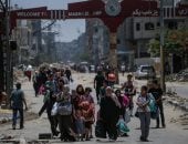 انفجارات قوية وتهجير أهالى.. الاحتلال الإسرائيلى يشن غارات على مخيم النصيرات