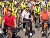 محافظ أسيوط يشيد بمشاركة أكثر من 500 شاب وفتاة فى مهرجان الدراجات الهوائية