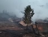 السيطرة على حريق اشتعل فى منطقة "الزرايب" بالبراجيل.. صور