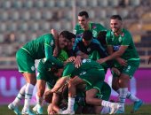 الرجاء يتوج بلقب الدوري المغربي بعد موسم بلا هزيمة