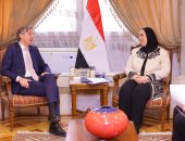 وزيرة التضامن تستعرض جهود الدولة فى دعم الأشقاء الفلسطينيين والسودانيين فى مصر