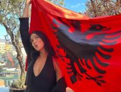 رقصات وكرنفالات من جماهير ألبانيا فى الشوارع قبل مواجهة إسبانيا.. فيديو