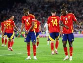 يامال يصنع وويليامز يسجل أول أهداف إسبانيا ضد إنجلترا في الدقيقة 47.. فيديو