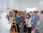 رئيس جامعة كفر الشيخ يفتتح معرض "رحلة قصقوصة قماش" بكلية تربية نوعية.. صور