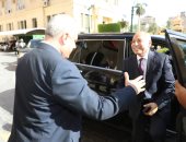 محافظ القاهرة الجديد: الرئيس السيسى وجه بتحسين مستوى معيشة المواطنين