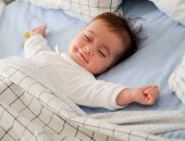خطوات سهلة تجعل طفلك ينام بسرعة وفى وقت مبكر