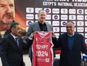 عمرو مصيلحي يعلن رحيل هنريك رودل مدرب منتخب السلة