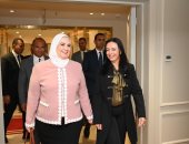وزيرة التضامن تستقبل نيفين القباج الوزيرة السابقة  بحفاوة 