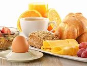 وجبة الإفطار مهمة لصحتك.. احرص على تناول منتجات الألبان وتجنب الأطعمة السكرية