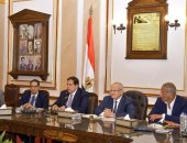 رئيس جامعة القاهرة  يستعرض تطورات المرحلة الأولى لمستشفى المعهد القومي للأورام 