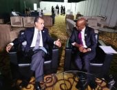 وزير الخارجية يعقد لقاءً ثنائيًا مع نظيره التنزانى
