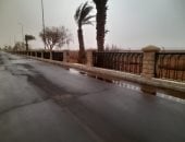 وقف الملاحة فى بحيرة ناصر وإغلاق طريق أسوان - أبو سمبل لسوء الطقس.. صور