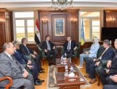 محافظ الإسكندرية يستقبل وزير التموين بديوان عام المحافظة.. التفاصيل