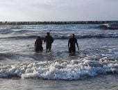 انتشال جثمان شاب غرق بشاطئ فى العجمى بالإسكندرية