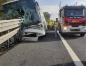 مصرع شخص وإصابة 25 آخرين في حادث مروع لحافلة سياحية بإيطاليا