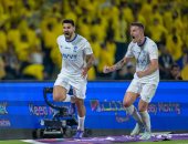 الهلال بطلا لكأس السوبر السعودى برباعية مدوية فى شباك النصر.. فيديو