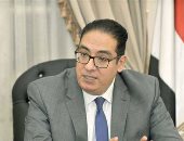 رئيس جامعة القاهرة يستقبل وفد المؤسسة الوطنية الصينية للعلوم الطبيعية